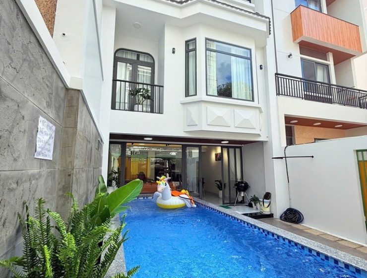 NHÀ PHỐ CÓ HỒ BƠI BÃI SAU B1553