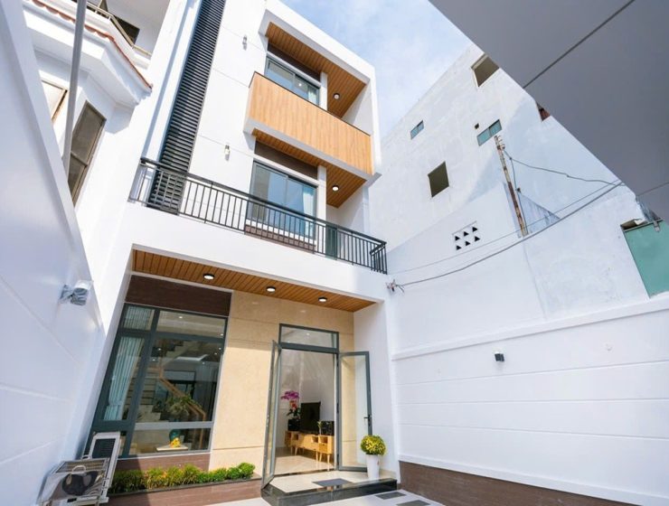 NHÀ PHỐ CÓ HỒ BƠI CHO THUÊ BÃI SAU B1288